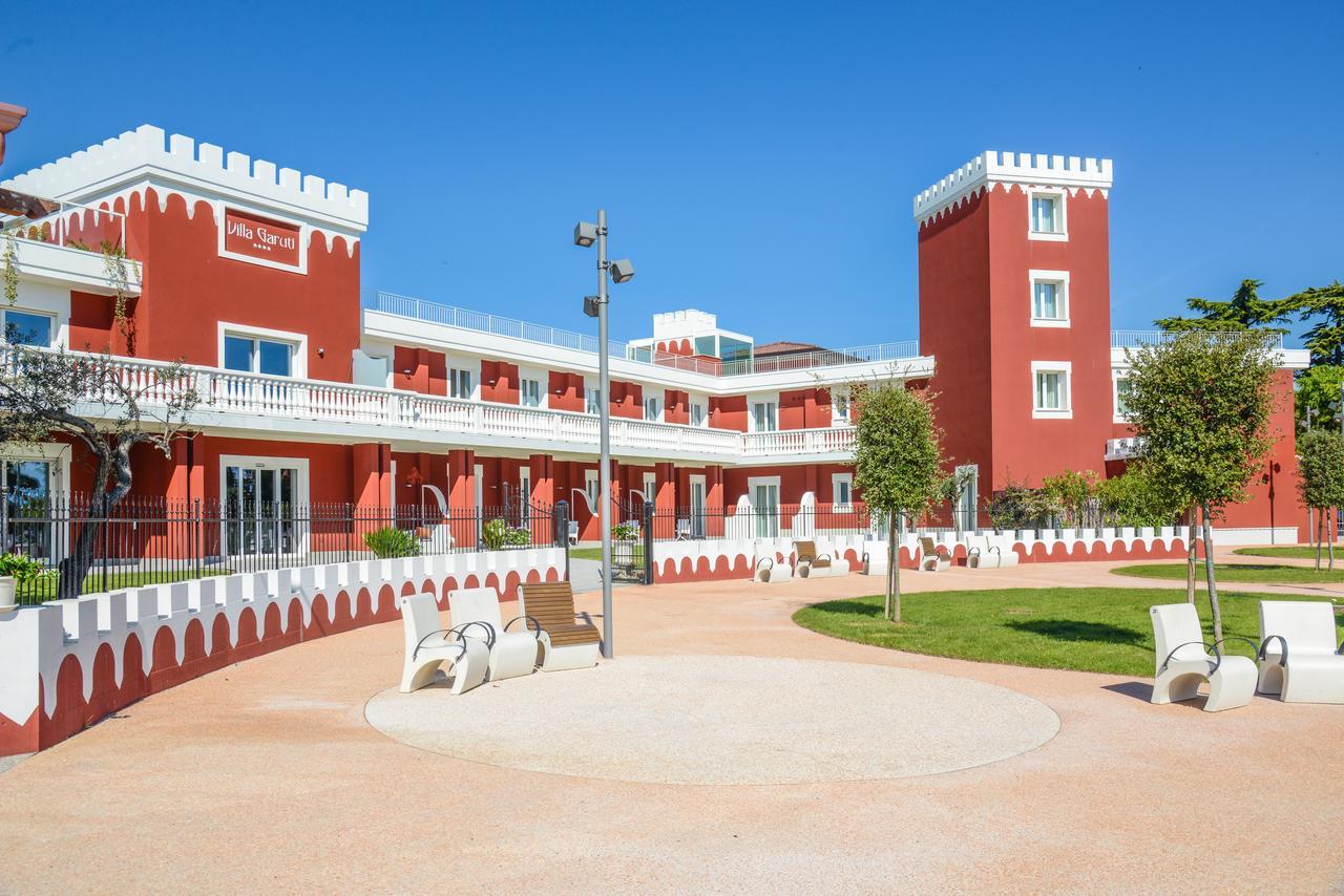 Hotel Villa Garuti パデンゲ・スル・ガルダ エクステリア 写真